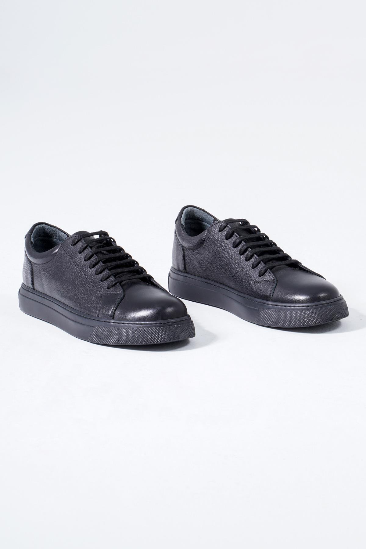 Men's Genuine Leather Sneakers